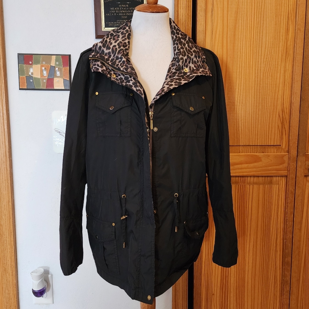 JM Collection Drawstring Waist Wind Breaker with Leopard Detail Size Medium